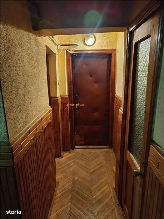Apartament 2 camere , zona b- dul Independentei , et 1 din 4 , decoman