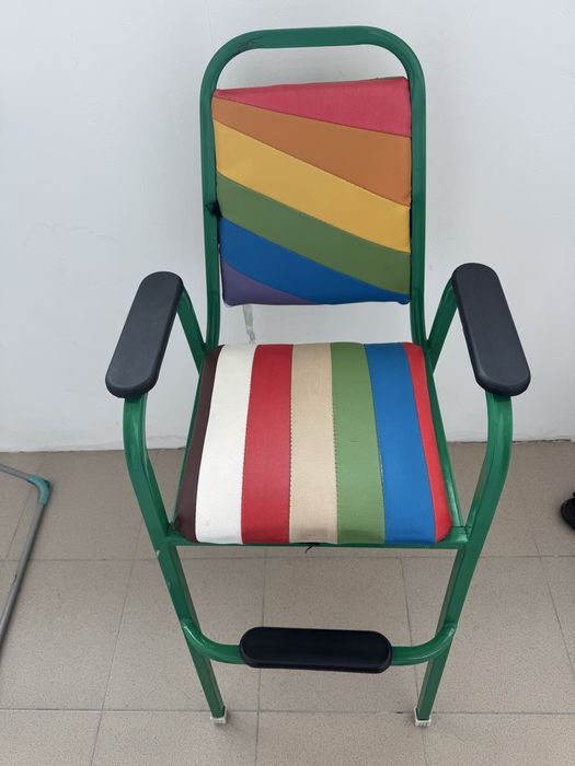 Детский стульчик