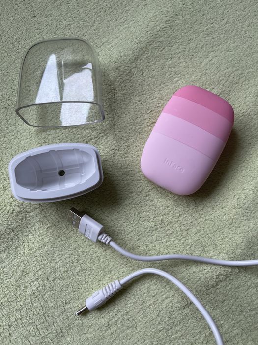 Щетки для чистки лица