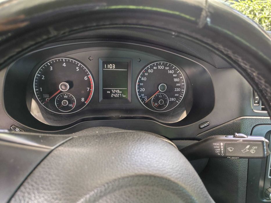 Volkswagen Jetta 2011 1.2 benzina 242000 km