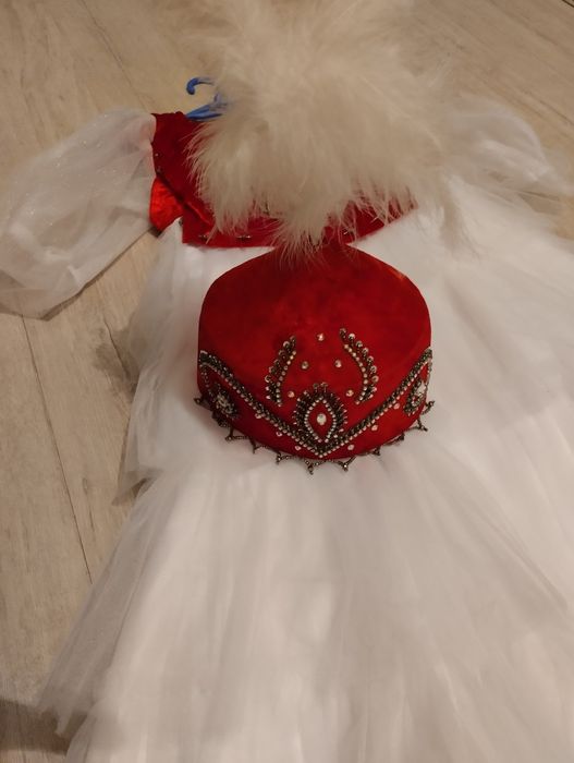 Казакша койлек сатылады.