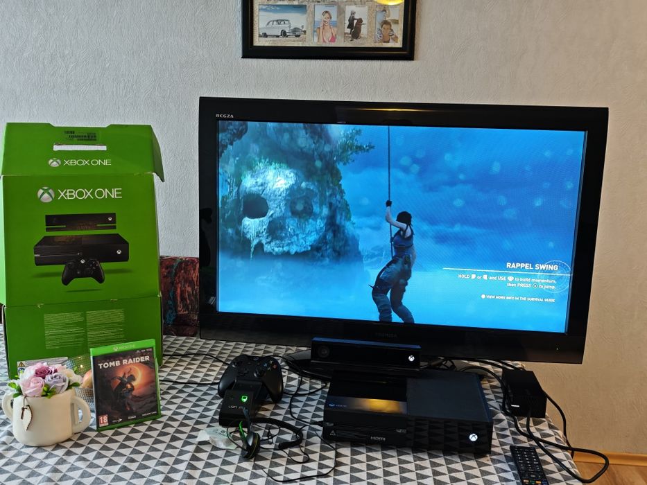 Продавам Плазма и xbox one с Игри