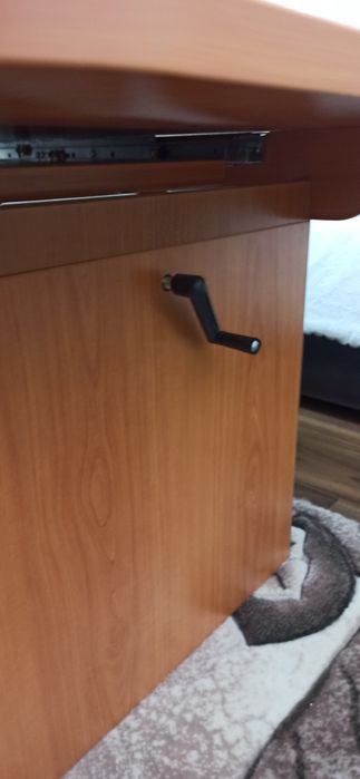 Холна маса с механизъм