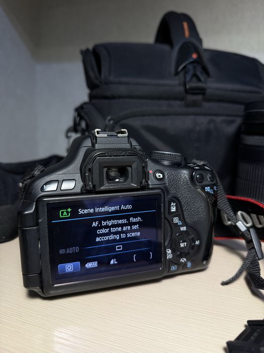 Canon EOS 600d с объективом 18-55