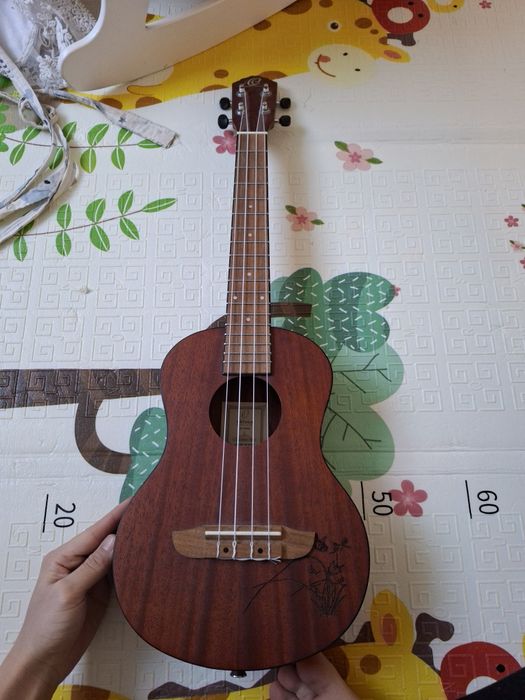 Продается Укулеле тенор Ortega