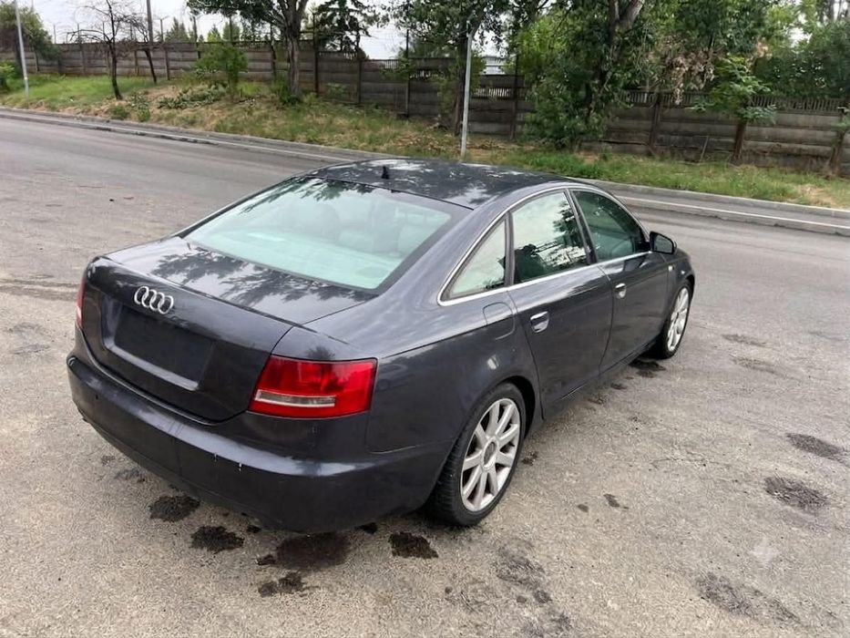 Audi A6...limuzina