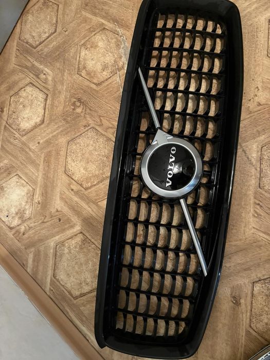 решетка  от Volvo xc 90