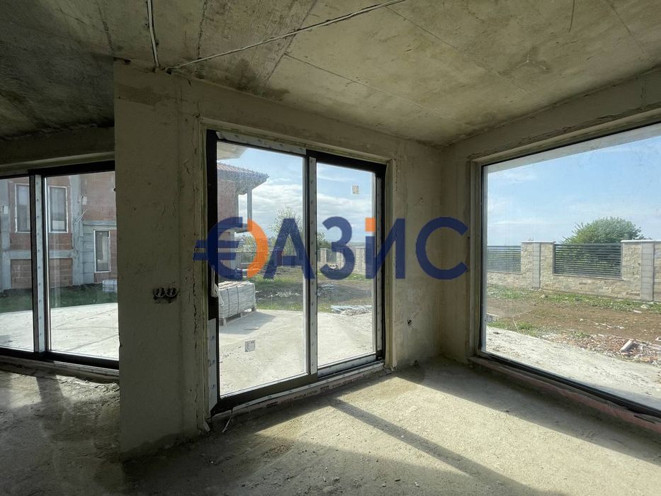 Продава се Къща в с. Синеморец, Област Бургас - 200 кв.м за 930 €/кв.м - Снимка #6