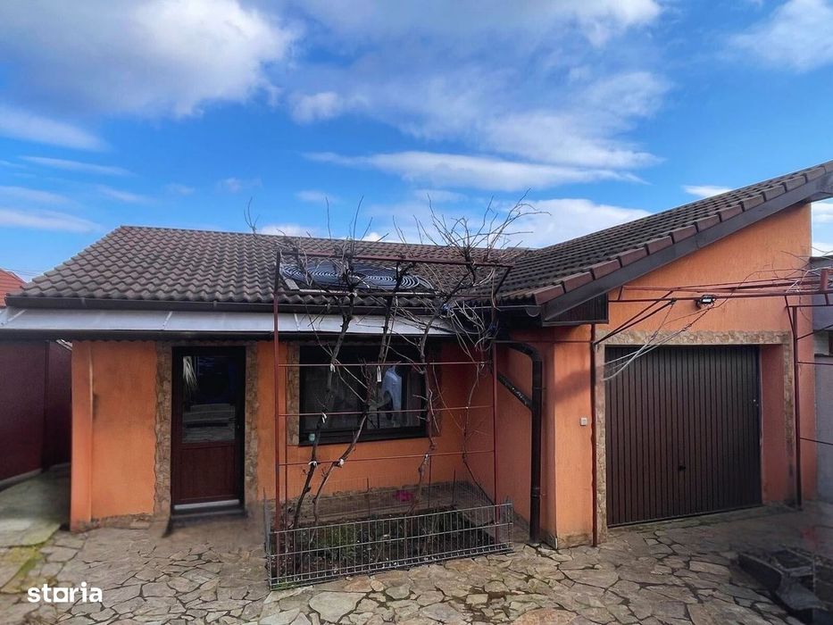 Casa Santandrei, zona linistita, gaz,curent,apa,teren 550 mp-208000Eur