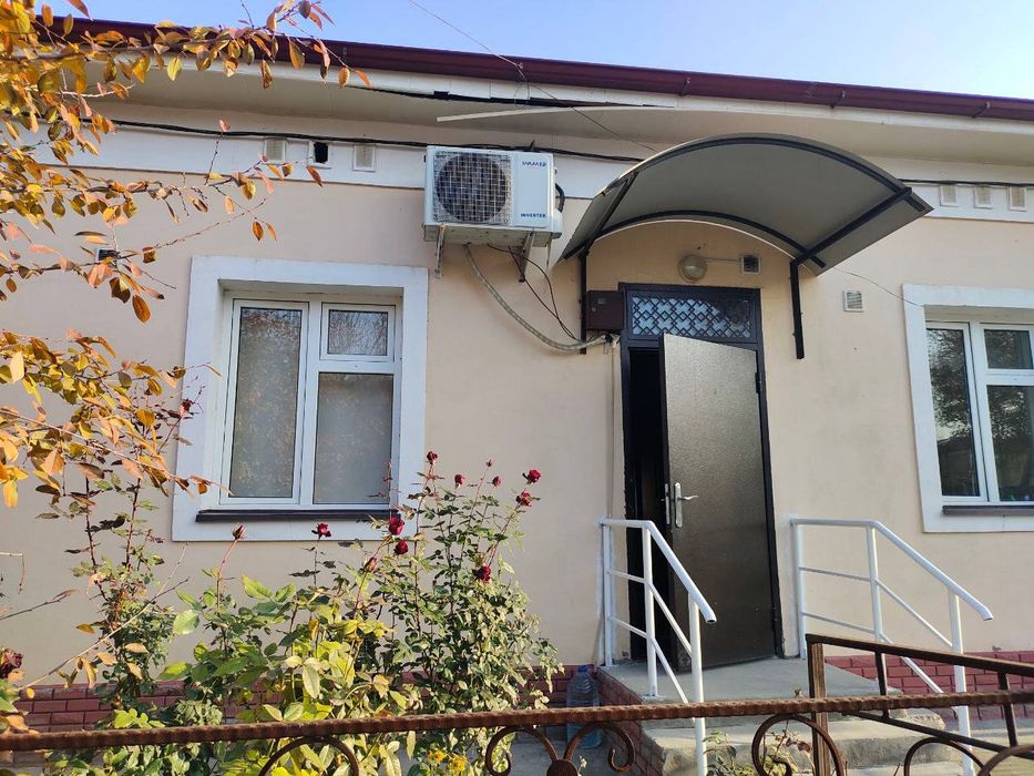 Срочно хамма шароити бор ховли уй сотилади, нархини келишамиз,