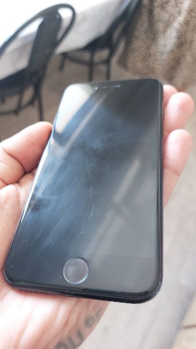 Iphone SE 2020г.