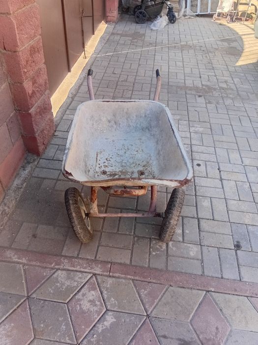 Продам тачку в хорошем состояние