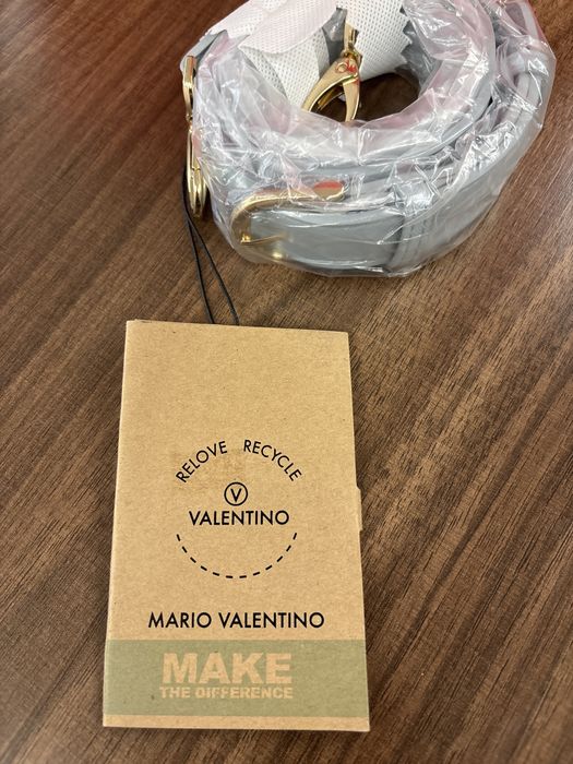 Продам сумку MARIO VALENTINO  в отличном состоянии