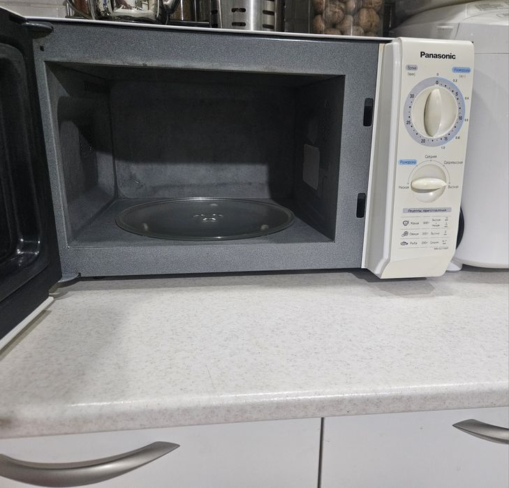 Микроволновка Panasonic бу