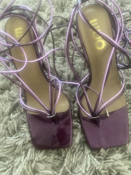 Sandale mov elegante