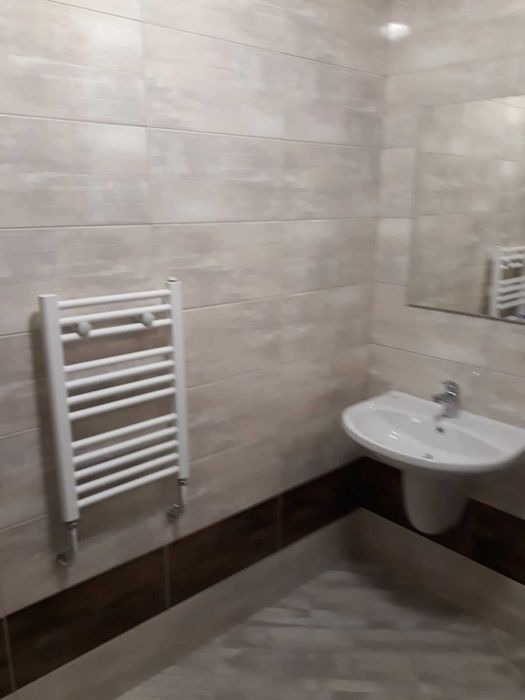 Дава се под наем Двустаен апартамент в Айтос - 76 кв.м за 561 € - Снимка #3