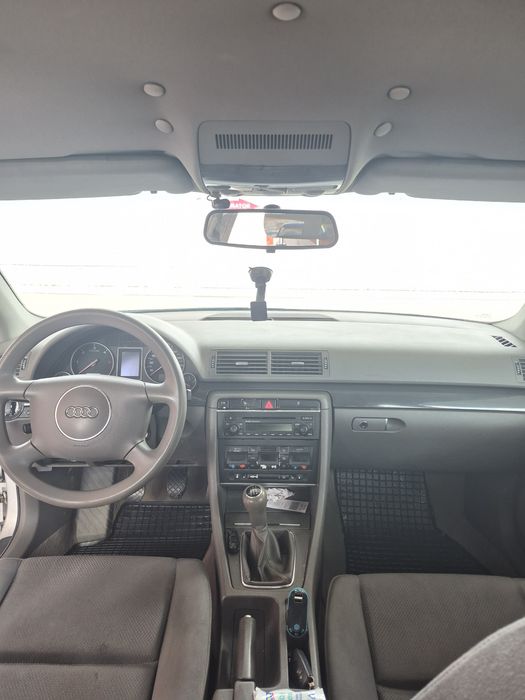 AUDI A4 Avant 2003 — imagine 3