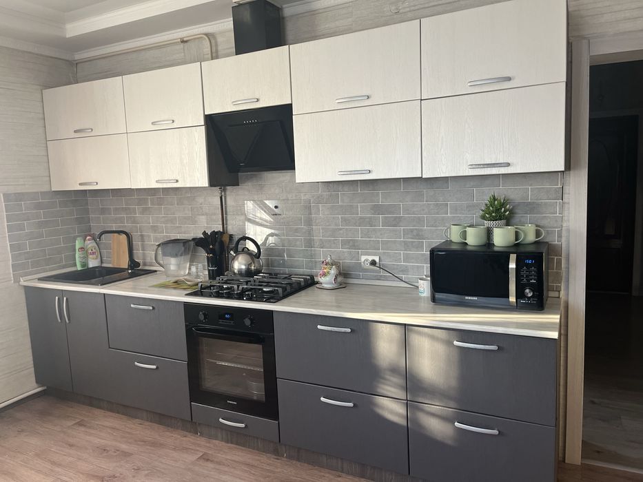 Продам кухонный гарнитур