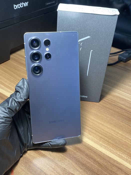 Samsung Galaxy S25 Ultra • 512 GB • Titanium Black