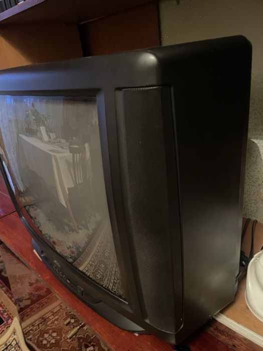 Телевизор рабочий