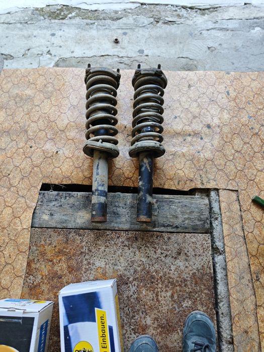 Макферсън Jeep Grand Cherokee WK/WH