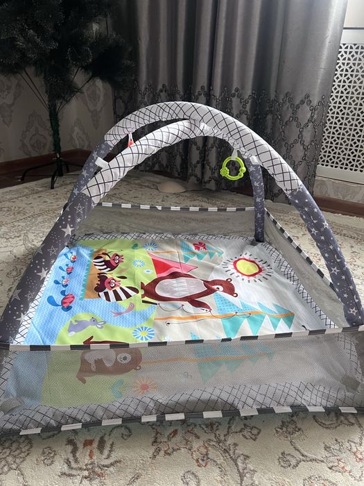 Детский коврик с бортиком,без игрушек.