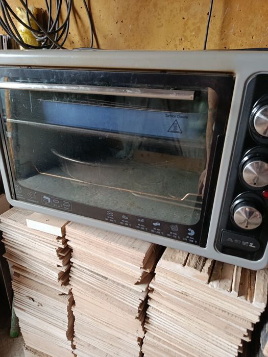 Продам эл.духовку asel