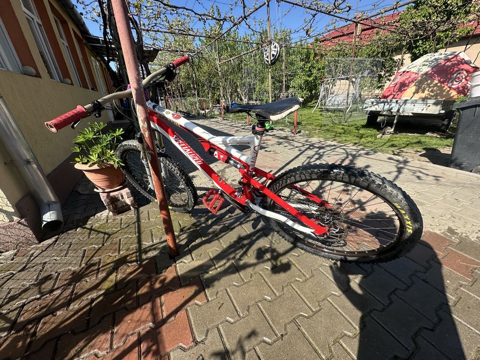 Vând Specialized Camber Comb