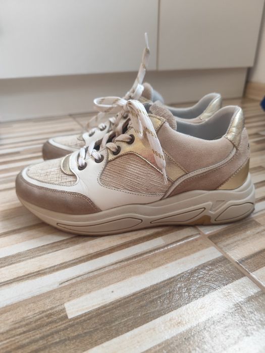 Спортни обувки Bullboxer 38н.