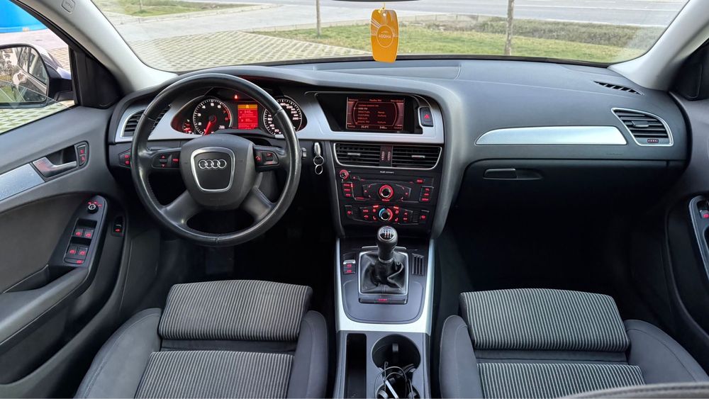 Audi A4 B8 2010 E5 Facelift 1.8 TFSI 160 CP S-Line Full Led 5300 € Neg