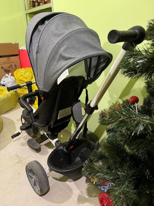 Триколка със сенник Chipolino- Пехас платина