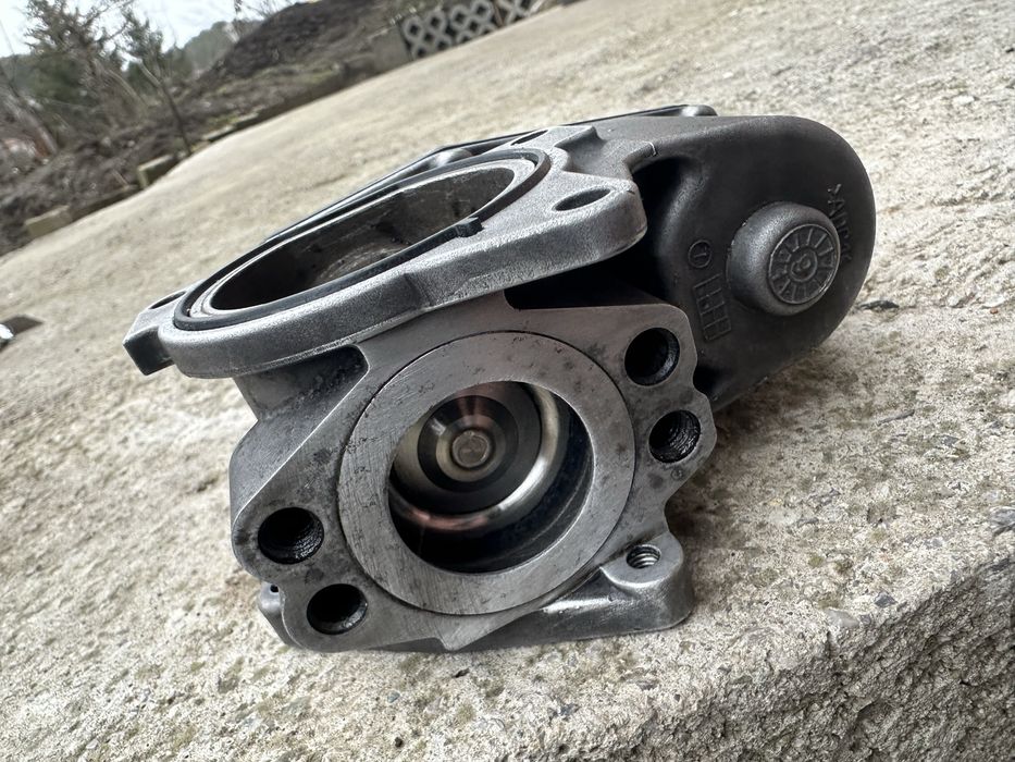 ЕГР/EGR клапан Audi VW 2.0 TDI 143к.с