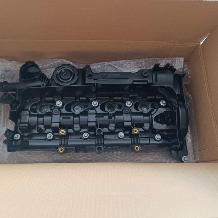 Капак клапани BMW N47D20 F20, F31 F31, X3 F25, X1 E84, F32 F33 F34, F10 F11 , E90 E91 E92 E93 и др