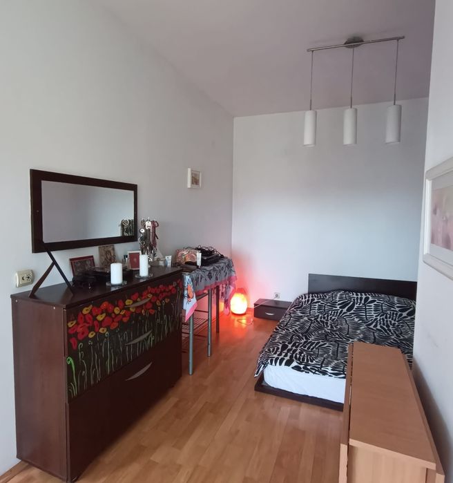 Inchiriez studio 43 mp  | Metrou Valea Ialomitei