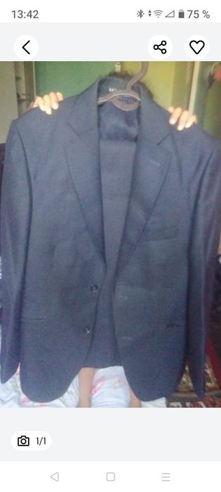 Продаётся мужской костюм