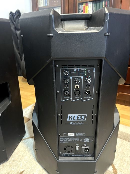 2 boxe active dB Technologies KL15 + huse + stative