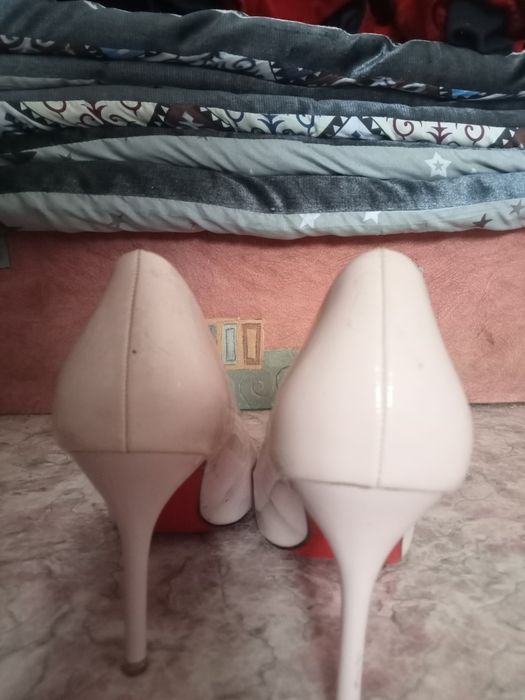 Продам туфли мужские и женские