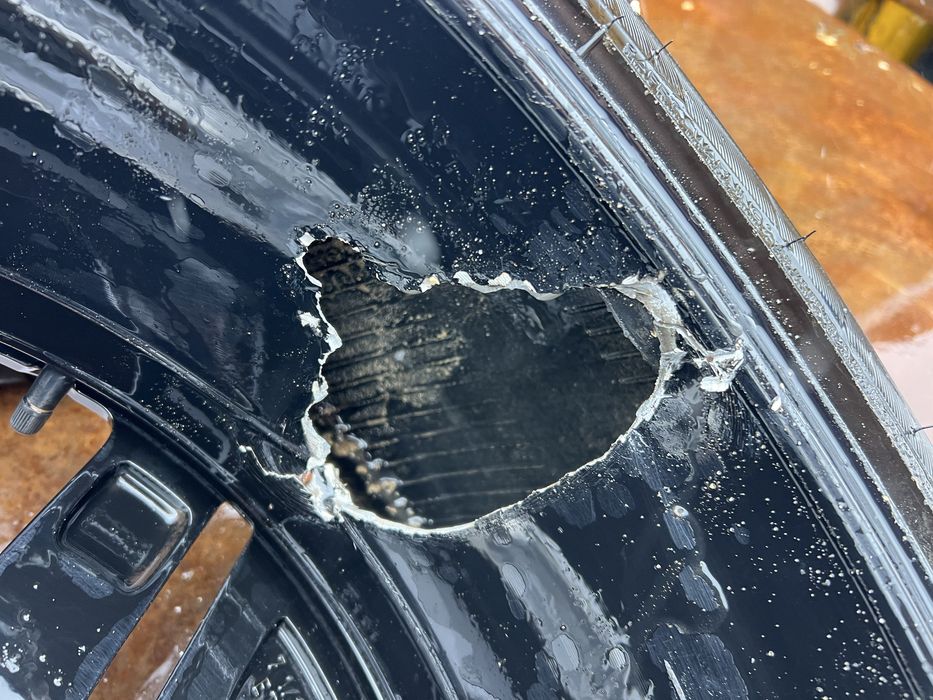 Vand jante volkswagen  golf 8 Gti R18 cu anvelope 225 40 18  vara