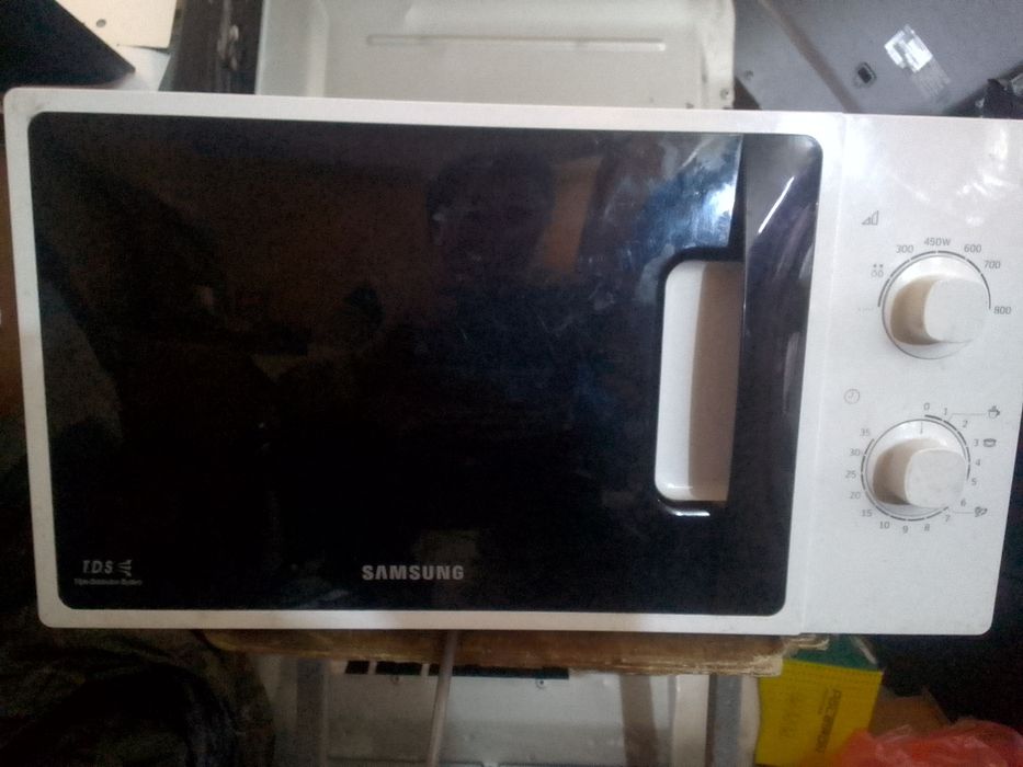 Отличная микроволновка Samsung