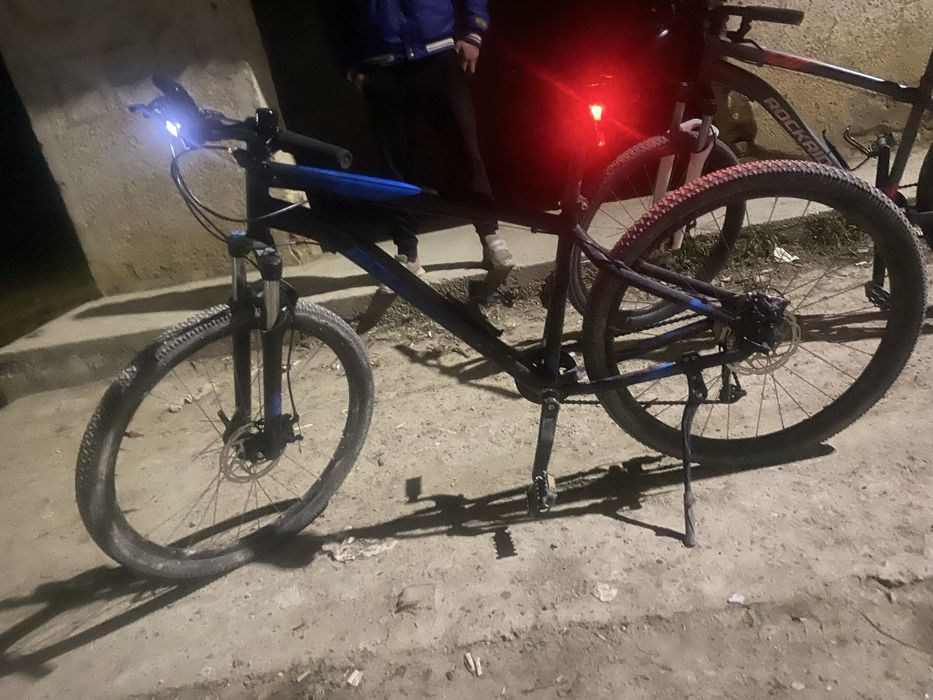 Vând bicicletă 800 RON , nu dăruiesc transport