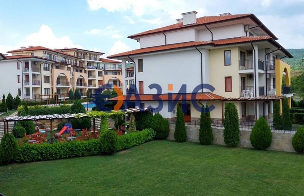 Продава се Двустаен апартамент в с. Кошарица, Област Бургас - 68 кв.м за 451 €/кв.м - Снимка #14
