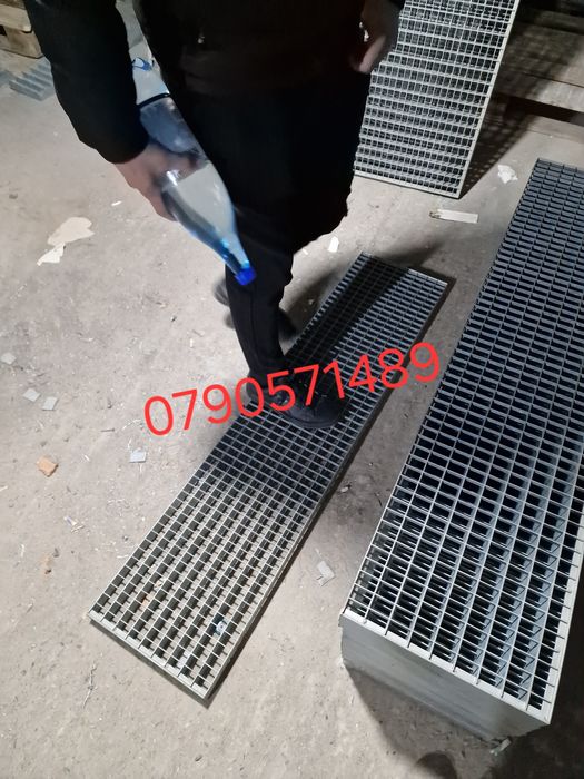 Trepte zincate galvanizate