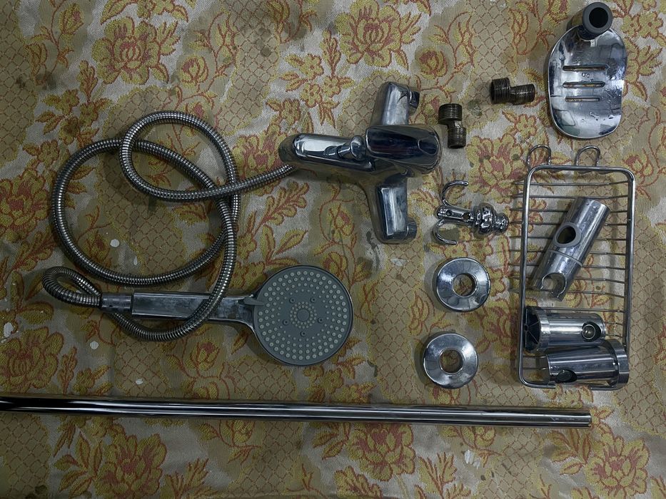 Продам смеситель душ