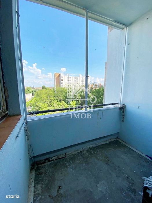 Apartament cu 1 camera de vanzare zona Decebal, Oradea