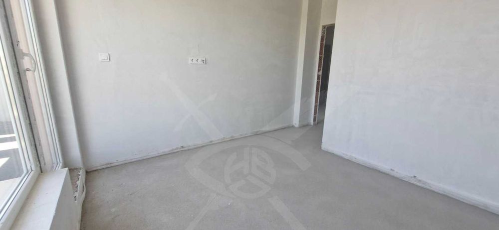 Продава се Тристаен апартамент в Пловдив, Коматевски възел - 90 кв.м за 1350 €/кв.м - Снимка #6