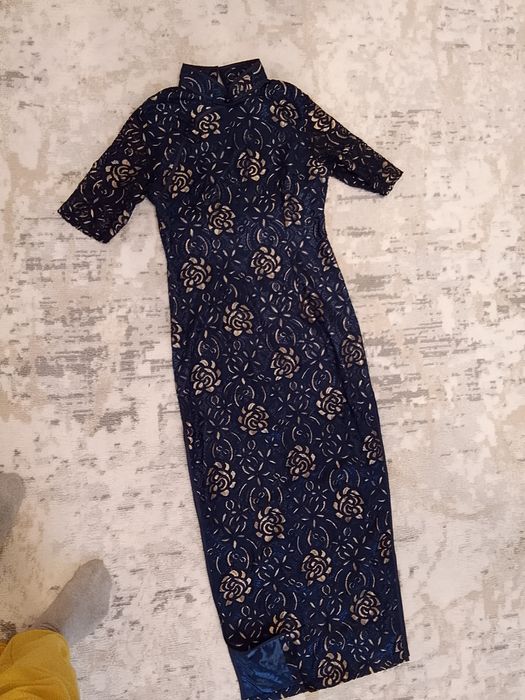 көйлек сатылады. әр қайсысы 5000 теңгеден.