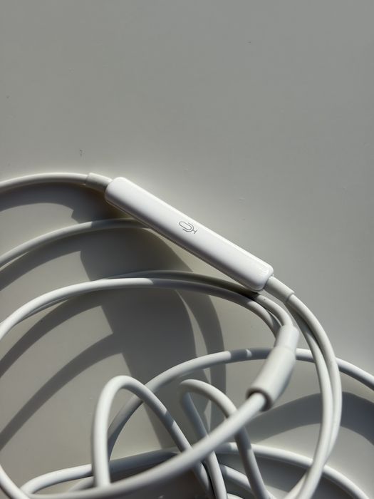 Căști cu fir EarPods Apple pentru iPhone cu lightning