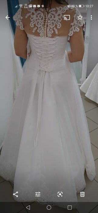 Rochie de mireasa + voal + crinolina