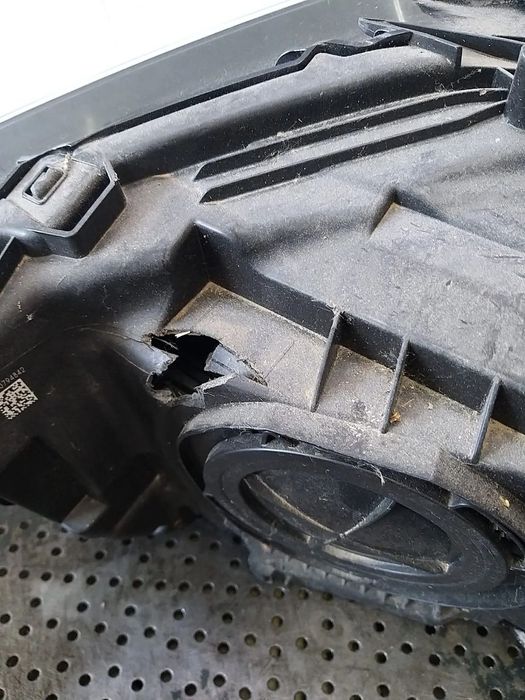 Far dreapta full led matrix audi q3 8u 83a941034 1090025