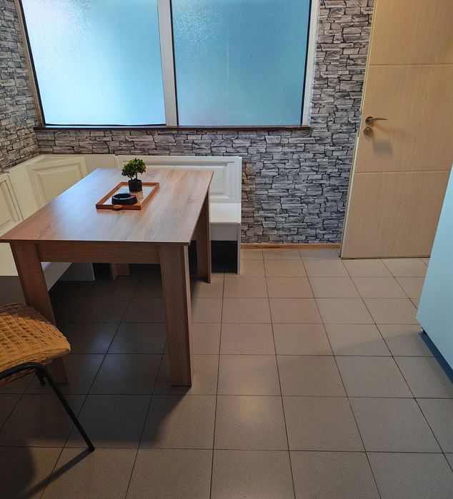 Дава се под наем Едностаен апартамент в Хасково, Център - 40 кв.м за 204 € - Снимка #2